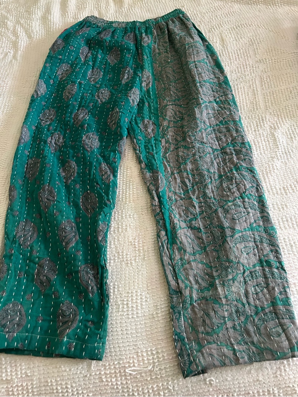 Colorful cotton Kantha pants - Picture 2 of 2
